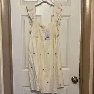 Flutter sleeve mini dress